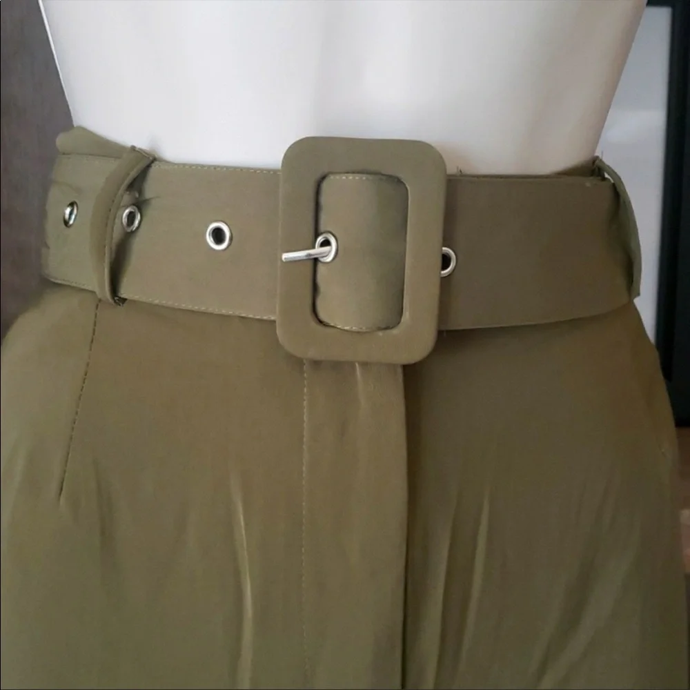 Olive green pants - Picture 4 of 4